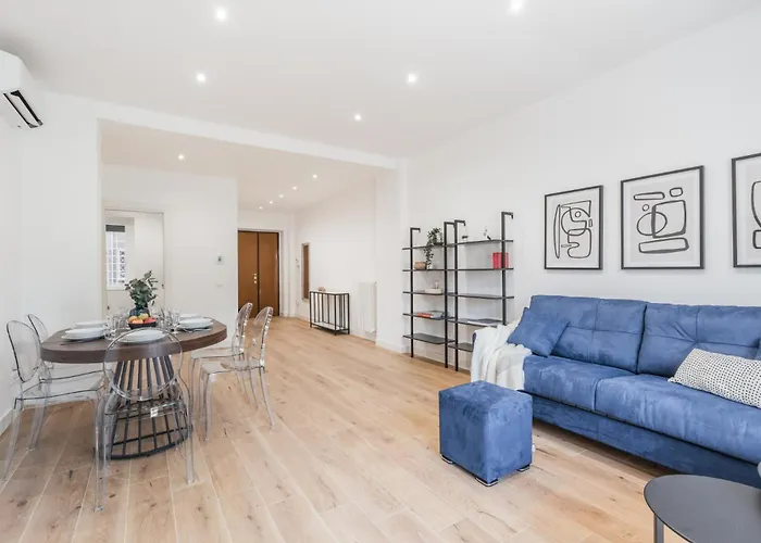 The Rent - Spacious Three-bedroom In Prati Area